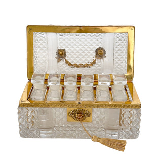 Large French Diamond Cut Crystal Perfume Casket with Six Bottles, Attributed to Baccarat Belle Époque, Circa 1885 to 1900