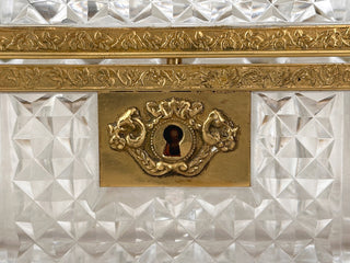 Large French Diamond Cut Crystal Perfume Casket with Six Bottles, Attributed to Baccarat Belle Époque, Circa 1885 to 1900